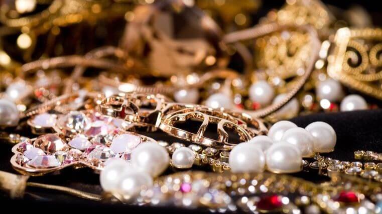 Jewelry buyers Palm Beach County. Updated 2025